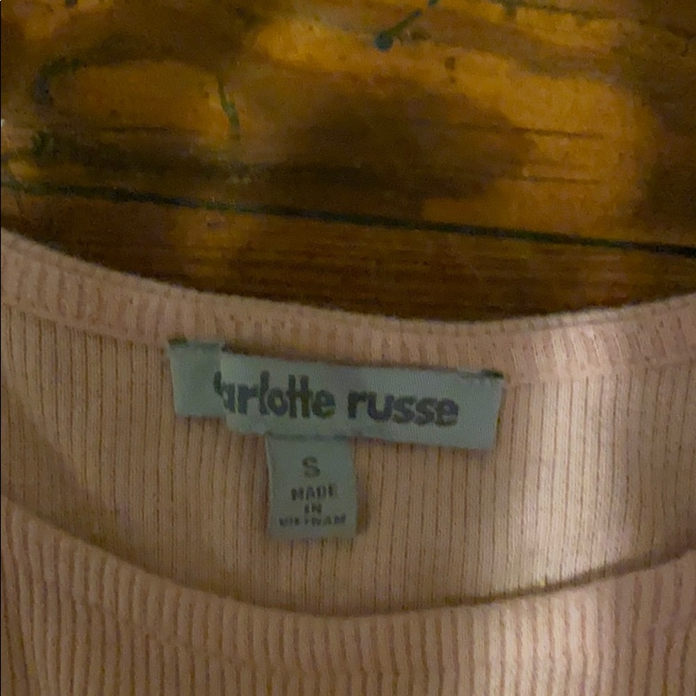 Crop top - Picture 2 of 2